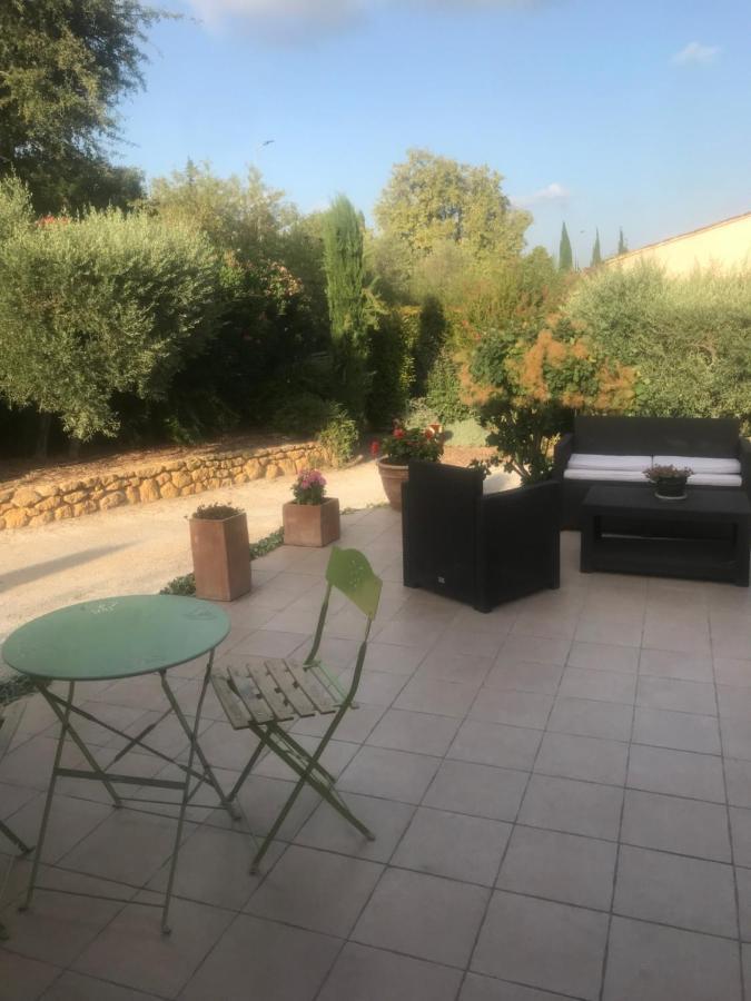 Studio 30 M² Villa Lancon-Provence Luaran gambar
